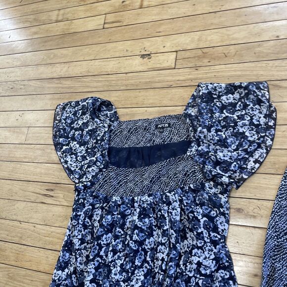 APT 9. Whimsy Tie Top Women L Floral Blue Flutter Sleeve Peasant Blouse Y2k Chic - Picture 3 of 16